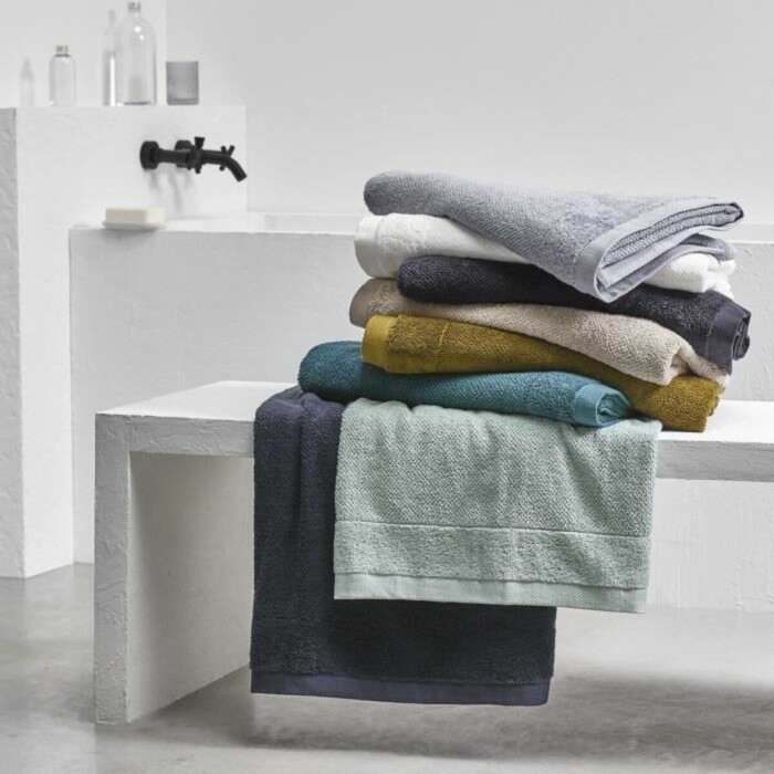 S71018643_4 S71018643_4