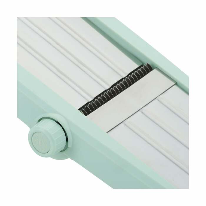 S71022195_9 S71022195_9